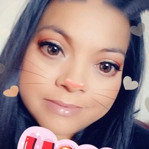 Meet your Posher, Liz